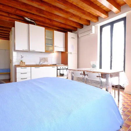 723 - Monolocale A In Centro Con Vista Mare Inclusa Apartment Marcelli