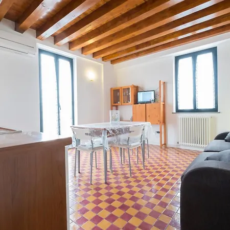 723 - Monolocale A In Centro Con Vista Mare Inclusa Apartment *