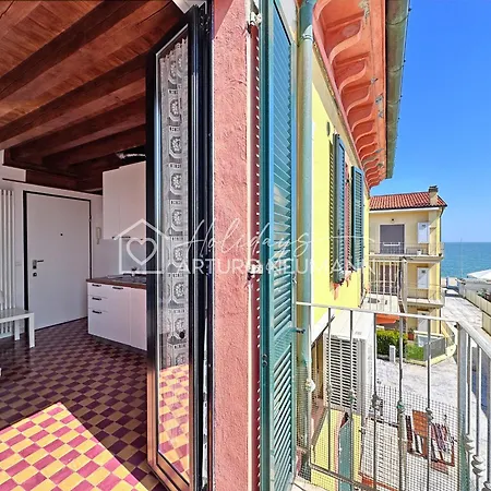 723 - Monolocale A In Centro Con Vista Mare - Inclusa